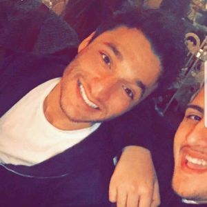 Meet your Posher, Logan